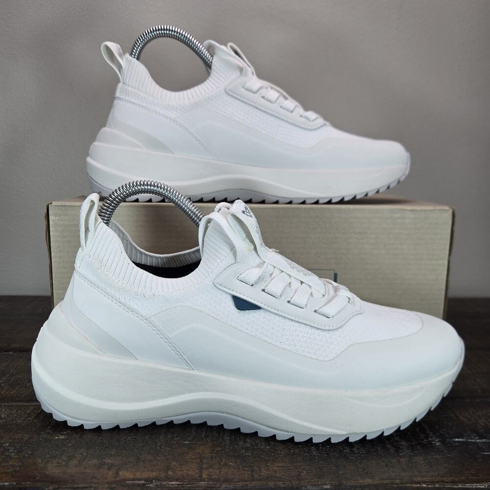 Vessi Stormburst Lowtop Womens Size 7 Waterproof Shoes Sneakers Hiking White